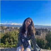 Se me dan bien los niños y tengo experiencia ya que muchas veces he ayudado a familiares con sus hijos pequeños.